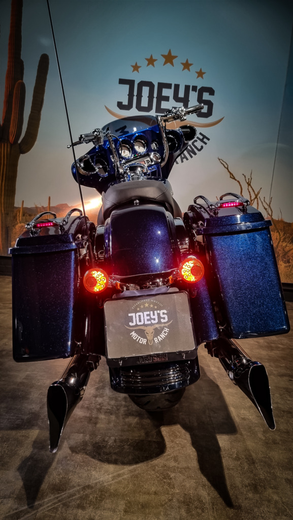 Harley-Davidson-FLHX-2012-Street Glide