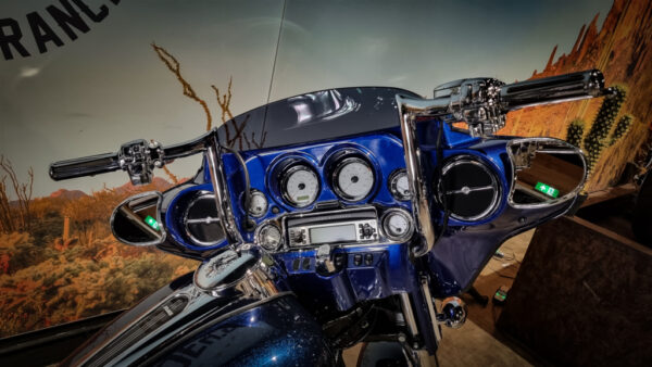 Harley-Davidson-FLHX-2012-Street Glide