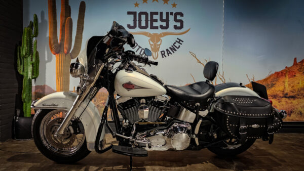 Harley-Davidson-Heritage Classic-2001-FLSTC