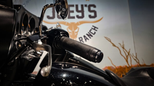 Harley-Davidson-Ultra Limited-FLHTK-2013