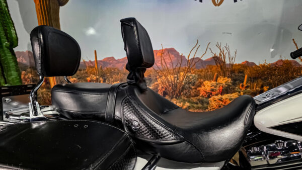 Harley Davidson-Roadking classic-FLHRC-2000