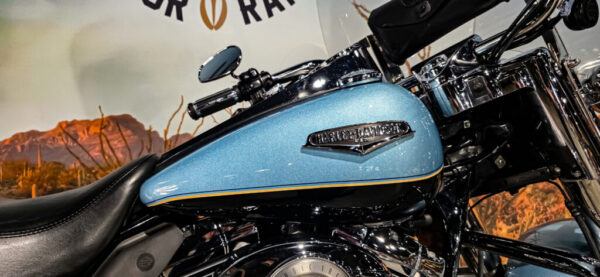 Harley-Davidson- Road King Classic - FLHRC - 2007 (1)