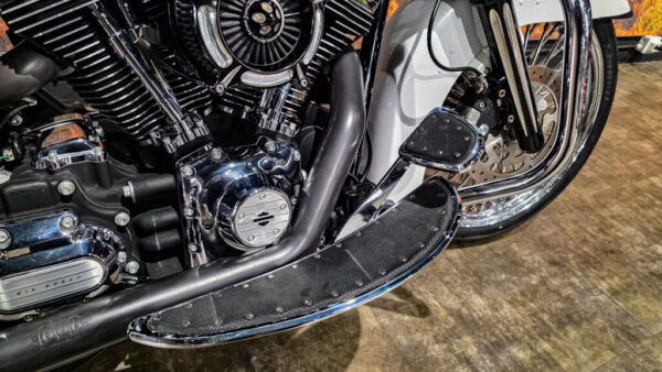Harley-Davidson- Street Glide- FLHX-2011- Bigspokes (1)