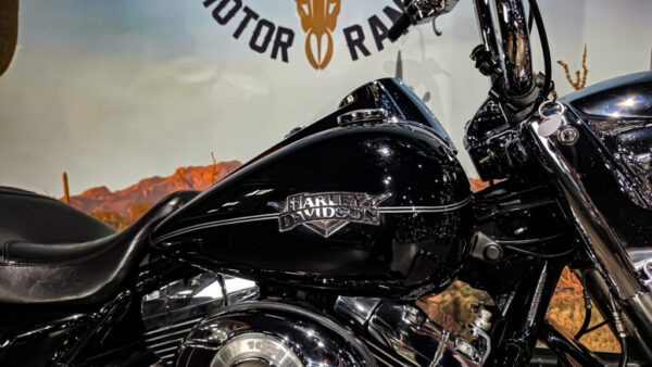 Harley-Davidson - Road King Classic - 2011 - FLHRC (12)