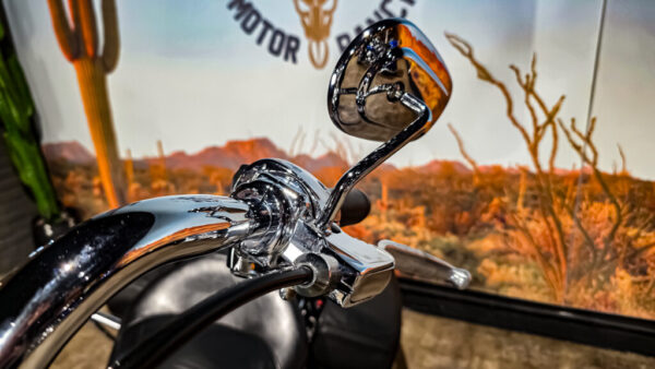 Harley-Davidson - Road King Classic - 2011 - FLHRC (12)