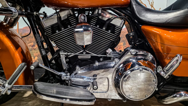 Harley-Davidson - FLTRXS - Road Glide Specdial - 2015 - Amber Whiskey (13)