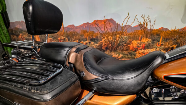 Harley-Davidson-FLHRC-Road king classic-2008-105th anniversary