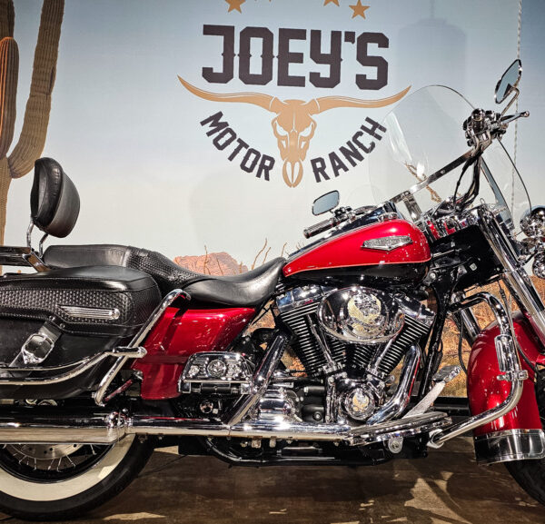 a0e334eae22b8f9f3496c03dda9d6320 (1) Harley Davidson, FLHRC, Road King Classic, 2006