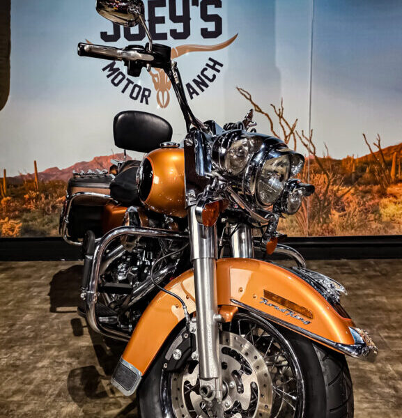 Harley-Davidson-FLHRC-Road-king-classic-2008-105th-anniversary-6 Harley Davidson, FLHRC, Road King Classic, 105th Anniversary, 2008