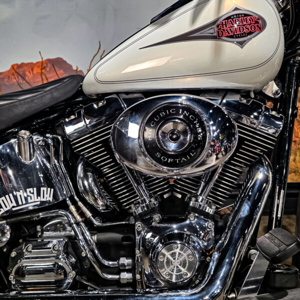 Harley-Davidson - FLSTC - Heritage Classic Softail - 2001 (2) Harley-Davidson - FLSTC - Heritage Classic Softail - 2001 (1)