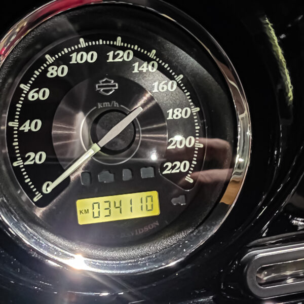 Harley-Davidson - FLHTK - Electra Glide Ultra Limited - 110th Anniversary - 2013 (11)