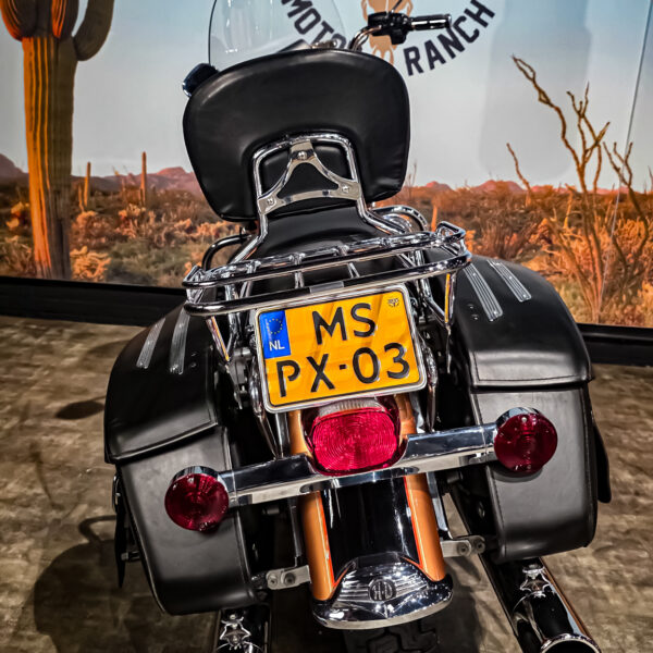 Harley-Davidson - Road King Classic - FLHRC - Anniversary 105th edition - 2008 (1)