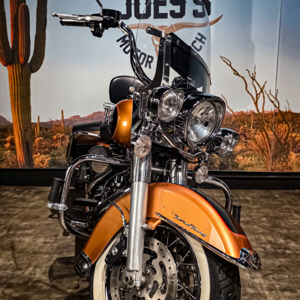 Harley-Davidson - Road King Classic - FLHRC - Anniversary 105th edition - 2008 (1)