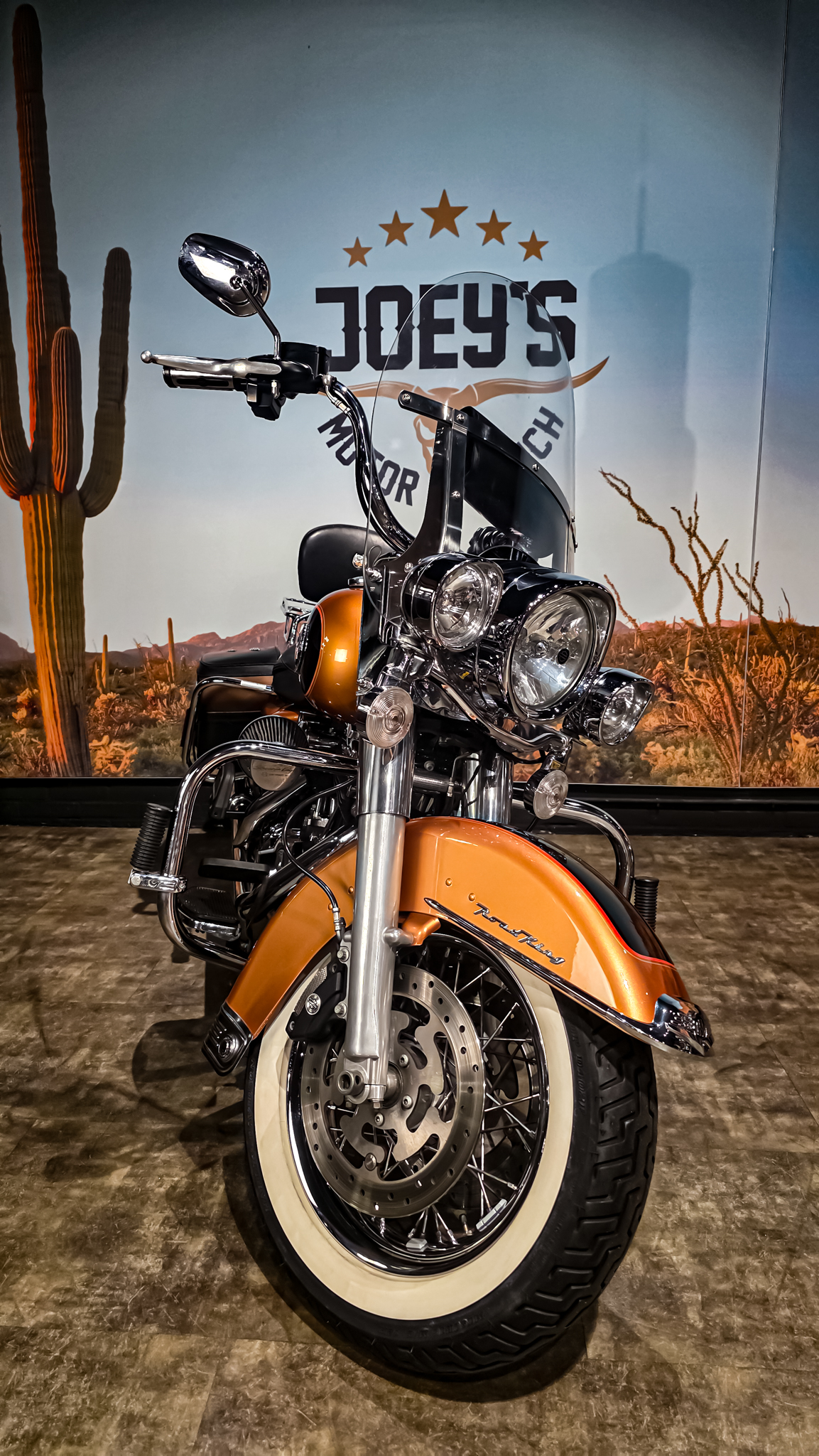 Harley-Davidson - Road King Classic - FLHRC - Anniversary 105th edition - 2008 (1)