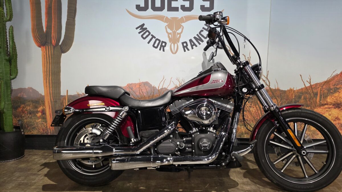 Harley-Davidson - Street Bob - FXDBB - Limited - 2015 (1)