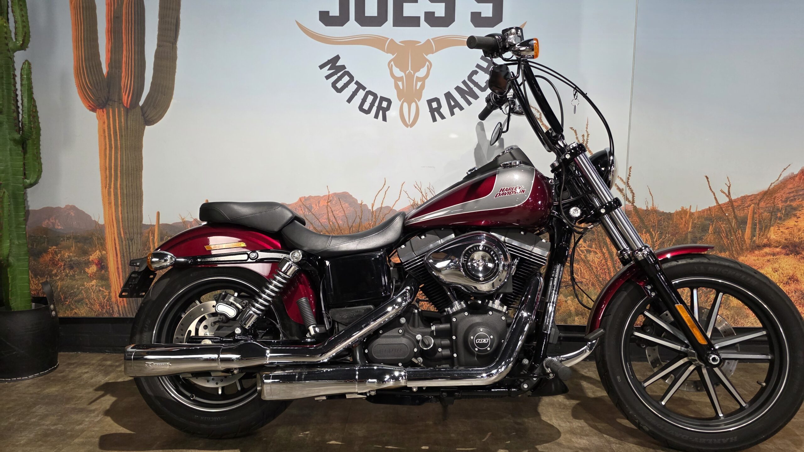 Harley-Davidson - Street Bob - FXDBB - Limited - 2015 (1)