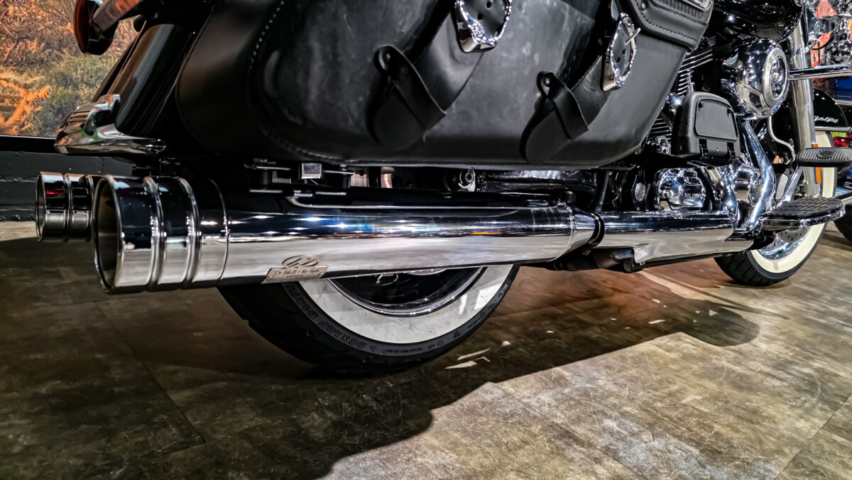 Harley-Davidson - Road King Classic - FLHRC - 2009 - Jekill and hyde (10)