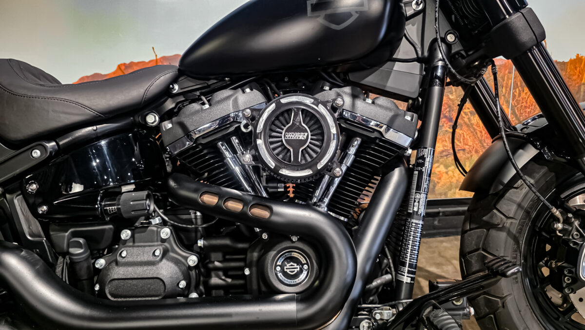 Harley-Davidson - FXFB - Fat Bob - 2018 - Jekill & Hyde (2) Harley-Davidson - FXFB - Fat Bob - 2018 - Jekill & Hyde