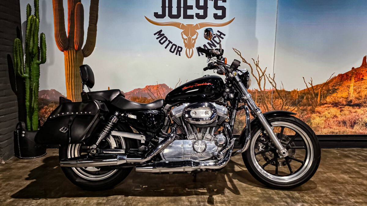 Harley-Davidson - Sportster 883 superlow - 2014 (1) Harley-Davidson - Sportster 883 superlow - 2014 (1)