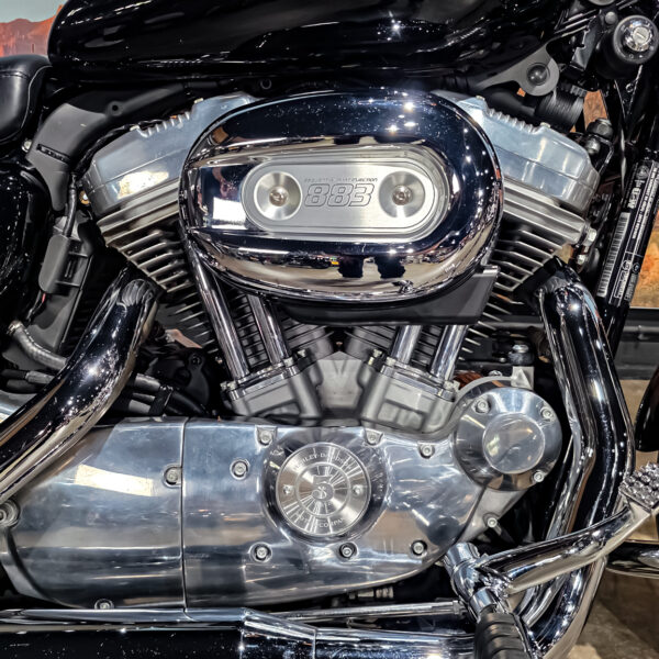 Harley-Davidson - Sportster 883 superlow - 2014 (2) Harley-Davidson - Sportster 883 superlow - 2014 (1)