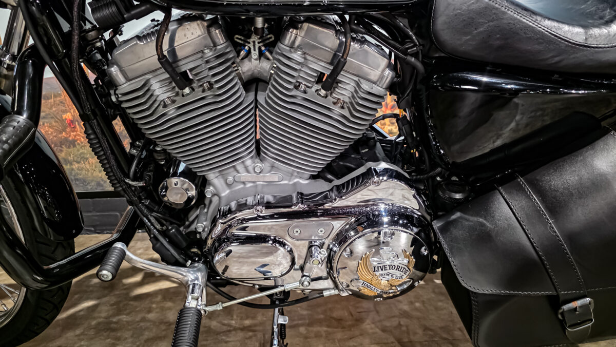 Harley-Davidson - Sportster Cusom 883 - 2010 - XL883C (12)
