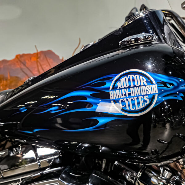 Harley-Davidson - FLHRCI - Road King Classic - #95 - limited edition (3) Harley-Davidson - FLHRCI - Road King Classic - #95 - limited edition.