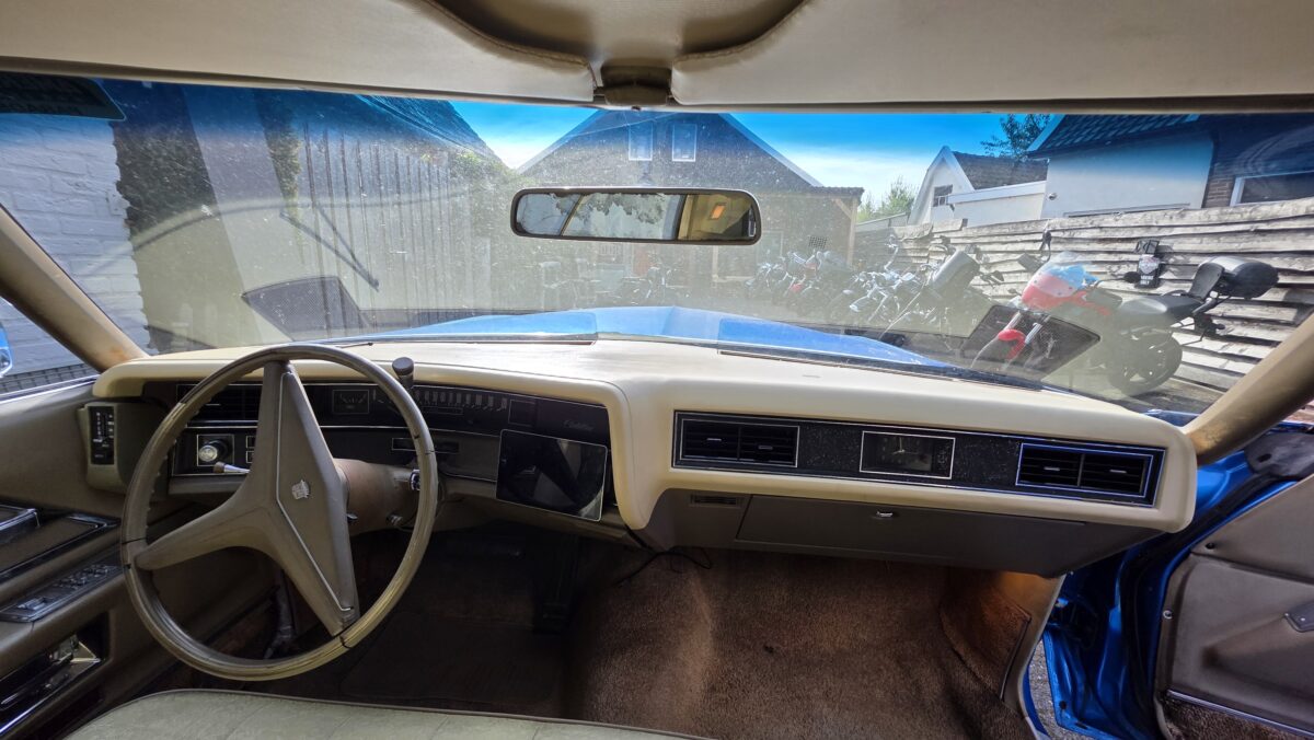 Cadilac - Calais - 1971 - oldtimer (13)